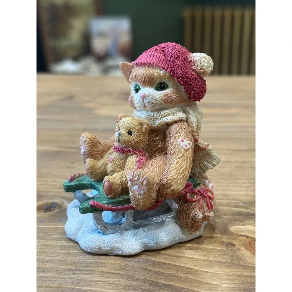 Calico Kittens Hold On To Friendship Figurine‎ Cat Teddy Bear Sled 1994